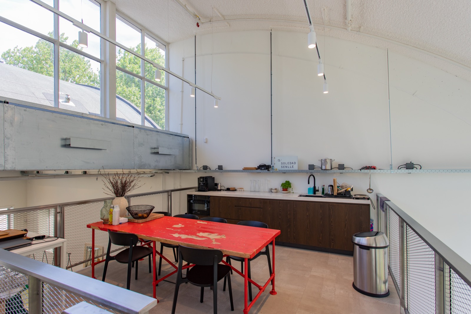 Pantry op de mezzanine — Vliegtuigstraat 1